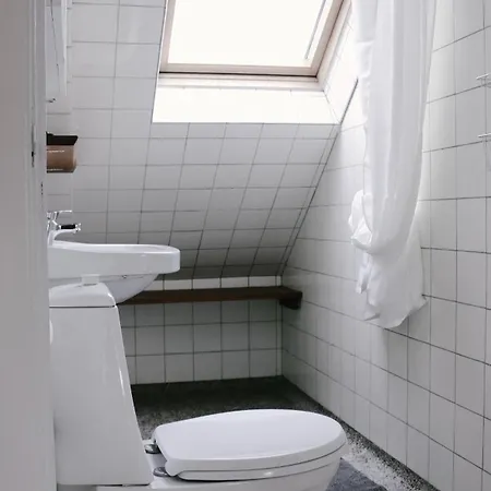 2-bed In Quiet Area Апартаменты Гентофте