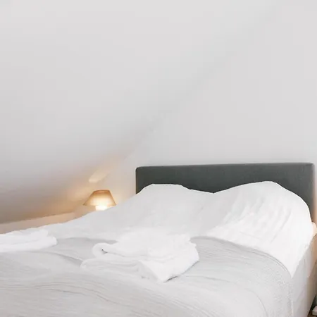2-bed In Quiet Area Гентофте