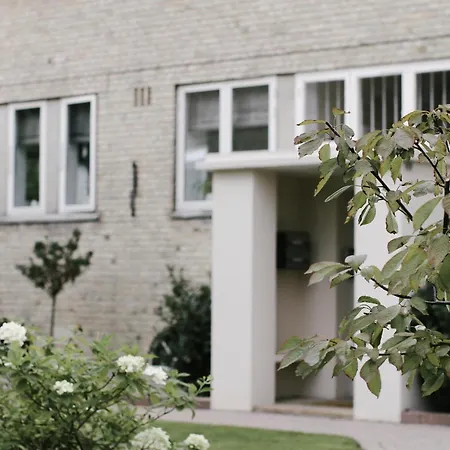 2-bed In Quiet Area Апартаменты Гентофте